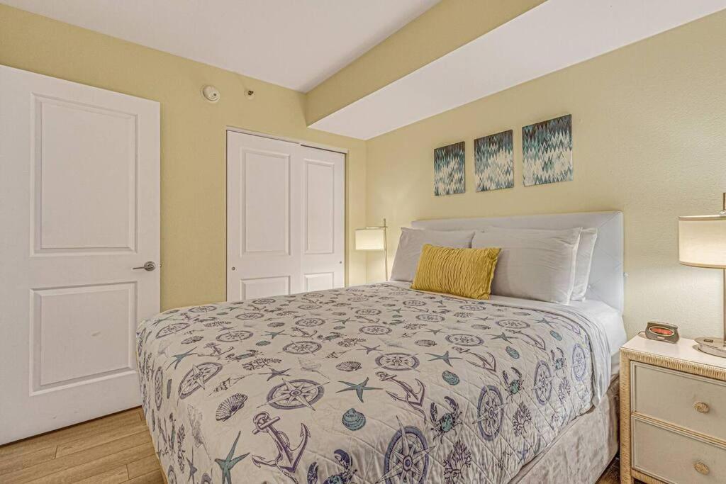 Breathtaking Oceanfront Suite Grand Cayman 451 Myrtle Beach Eksteriør bilde