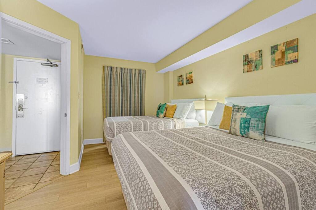 Breathtaking Oceanfront Suite Grand Cayman 451 Myrtle Beach Eksteriør bilde